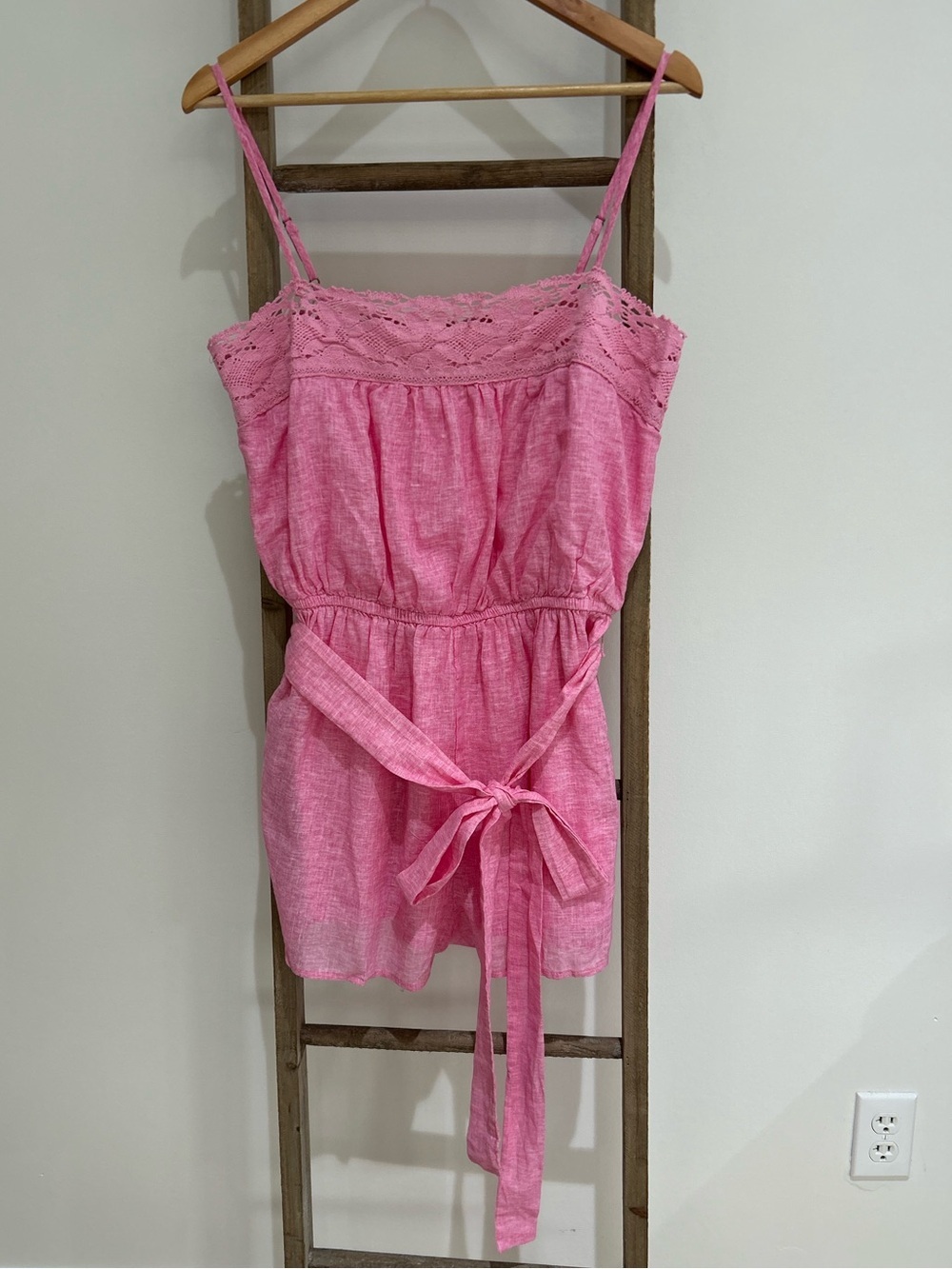 Olivaceous Pink Crochet-Trim Sleeveless Romper Women’s Size L NWT Summer Coastal